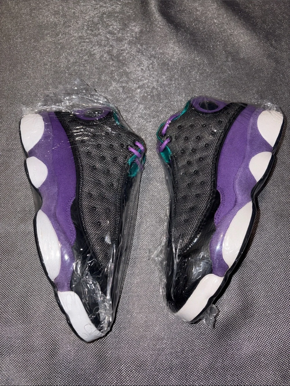 Jordan 13 Retros Violet Teal size 7Y